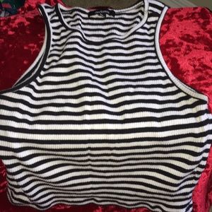 Black & white crop top